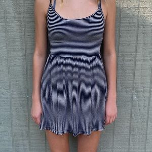 BLACK AND WHITE DRESS